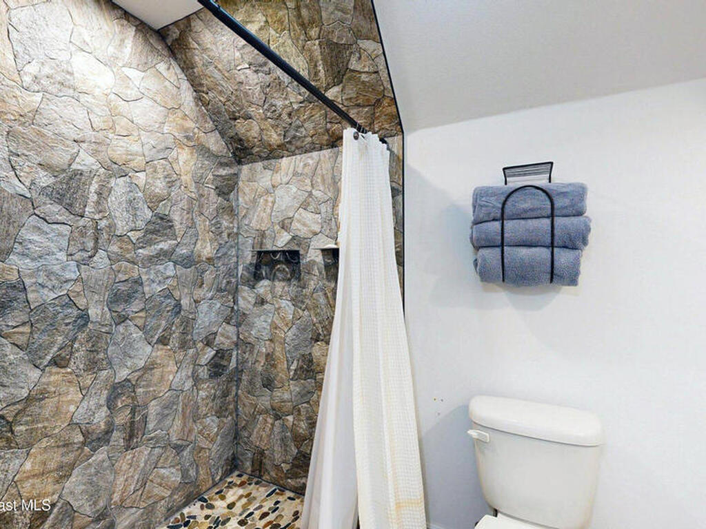 5670 Bob White Trail, Mims, FL 32754