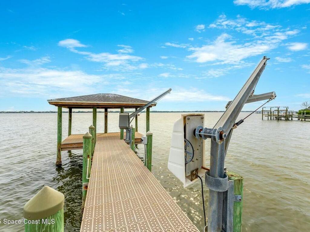 9490 S Tropical Trail, Merritt Island, FL 32952