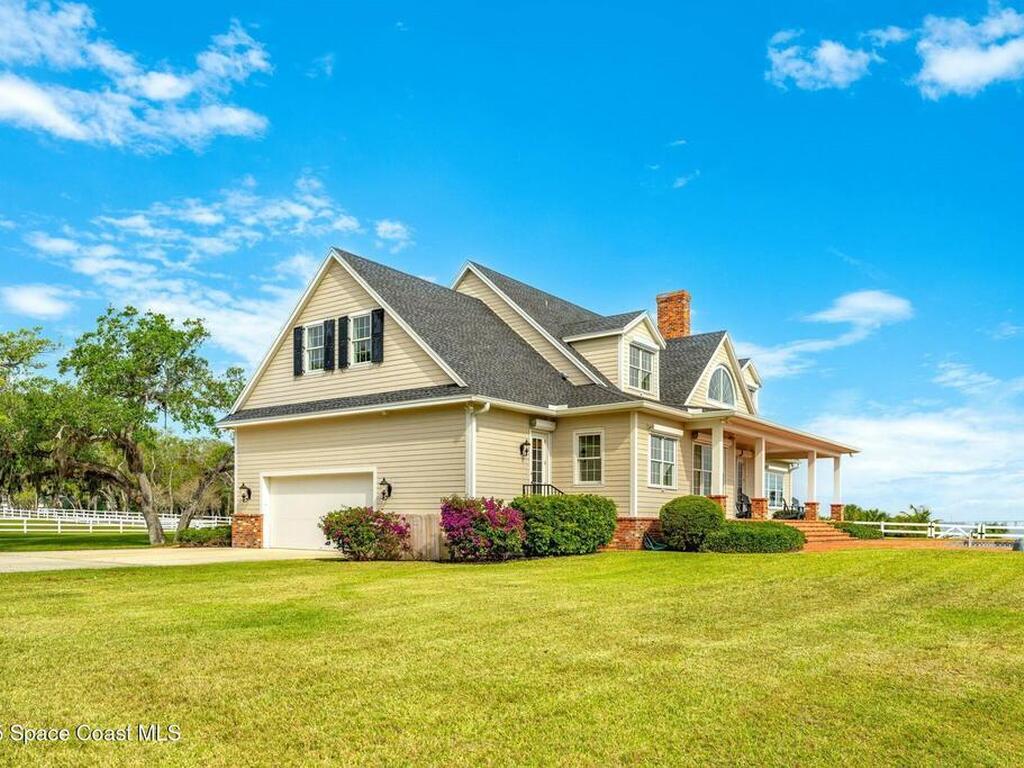 9490 S Tropical Trail, Merritt Island, FL 32952