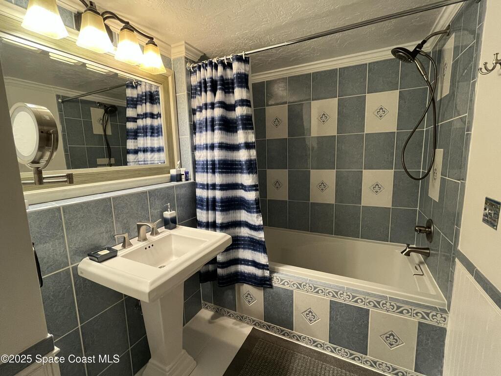 125 Adams Avenue, Cape Canaveral, FL 32920