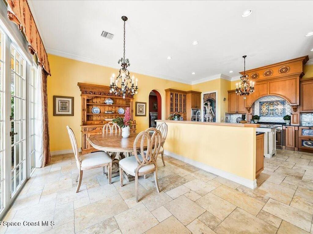 9340 S Tropical Trail, Merritt Island, FL 32952