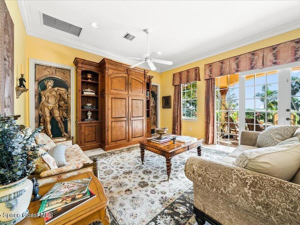 9340 S Tropical Trail, Merritt Island, FL 32952