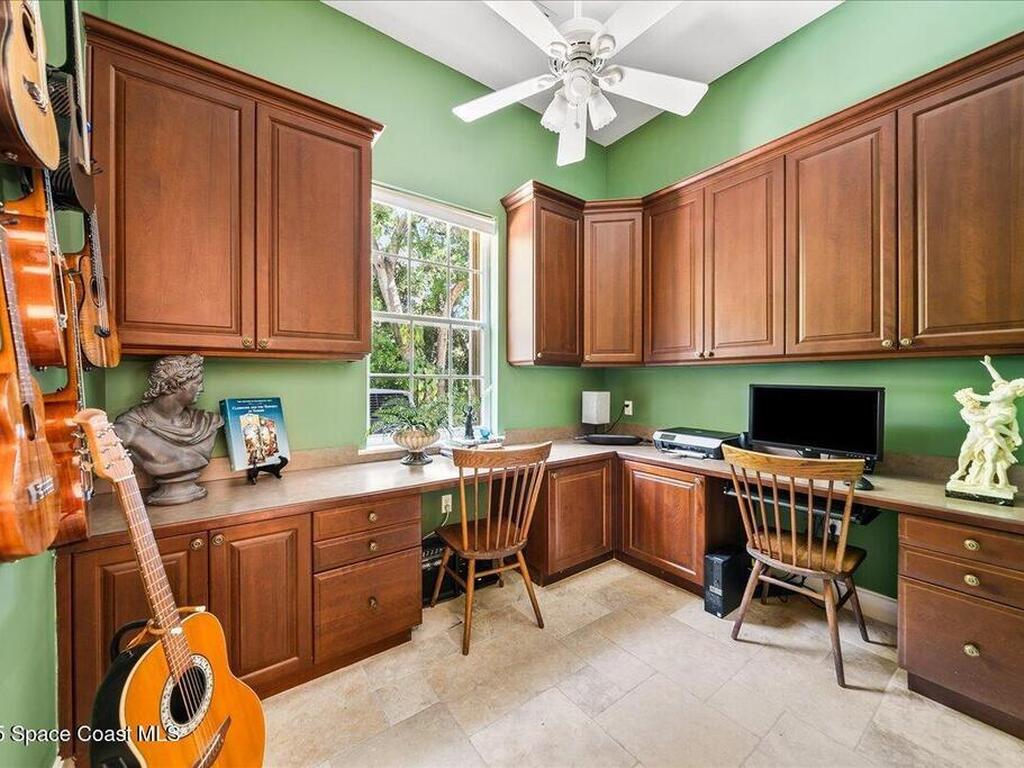 9340 S Tropical Trail, Merritt Island, FL 32952