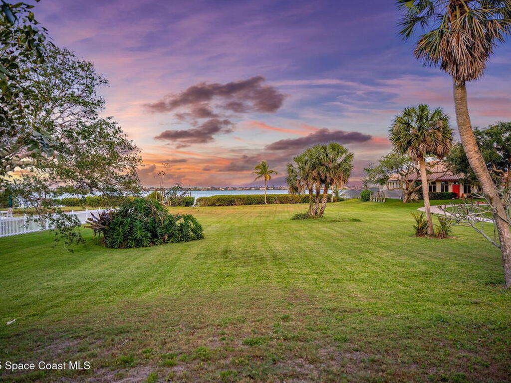 9340 S Tropical Trail, Merritt Island, FL 32952