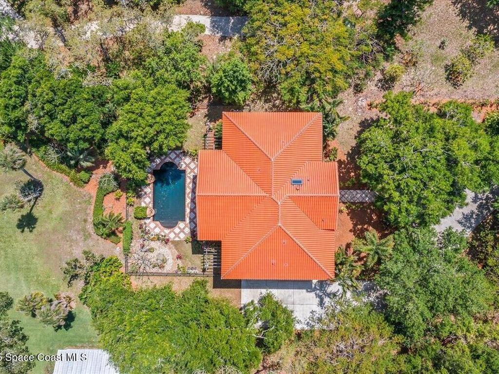 9340 S Tropical Trail, Merritt Island, FL 32952