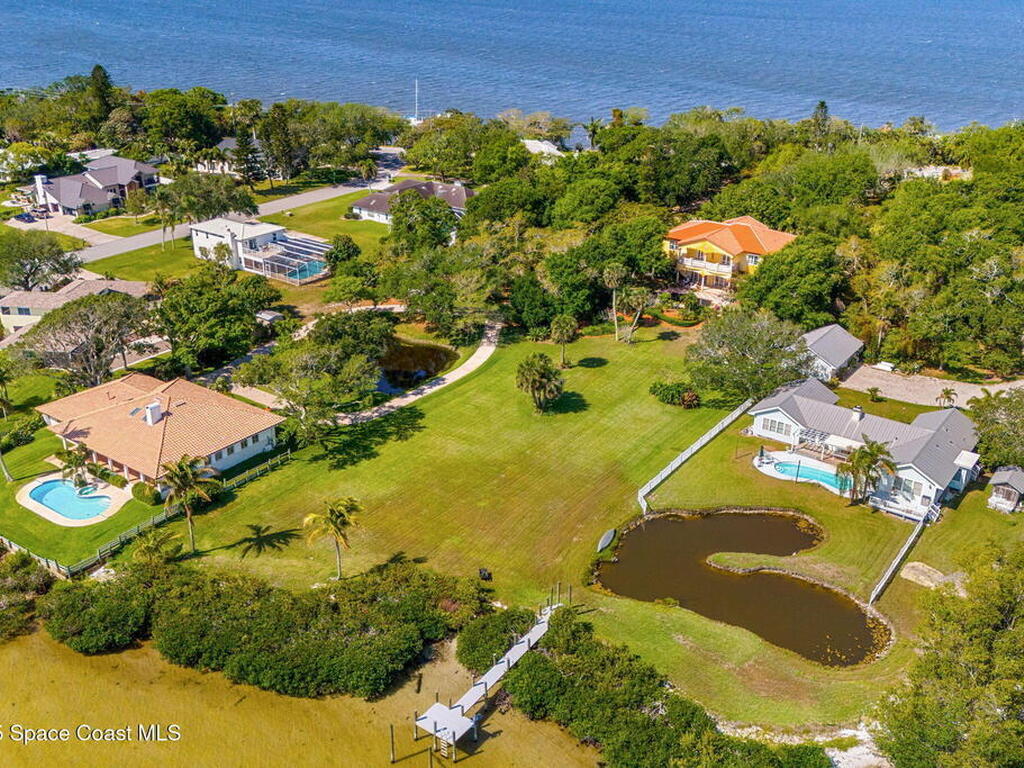 9340 S Tropical Trail, Merritt Island, FL 32952