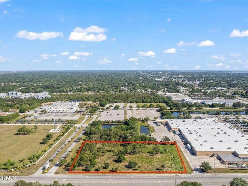 3400 Sarno Road, Melbourne, FL 32935