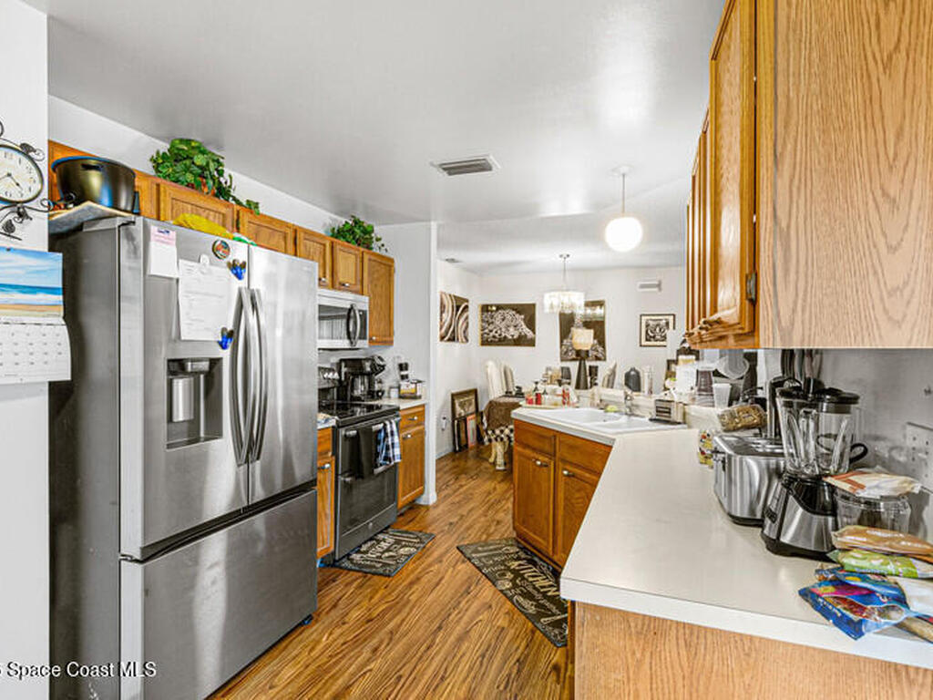 618 Americana Boulevard, Palm Bay, FL 32907