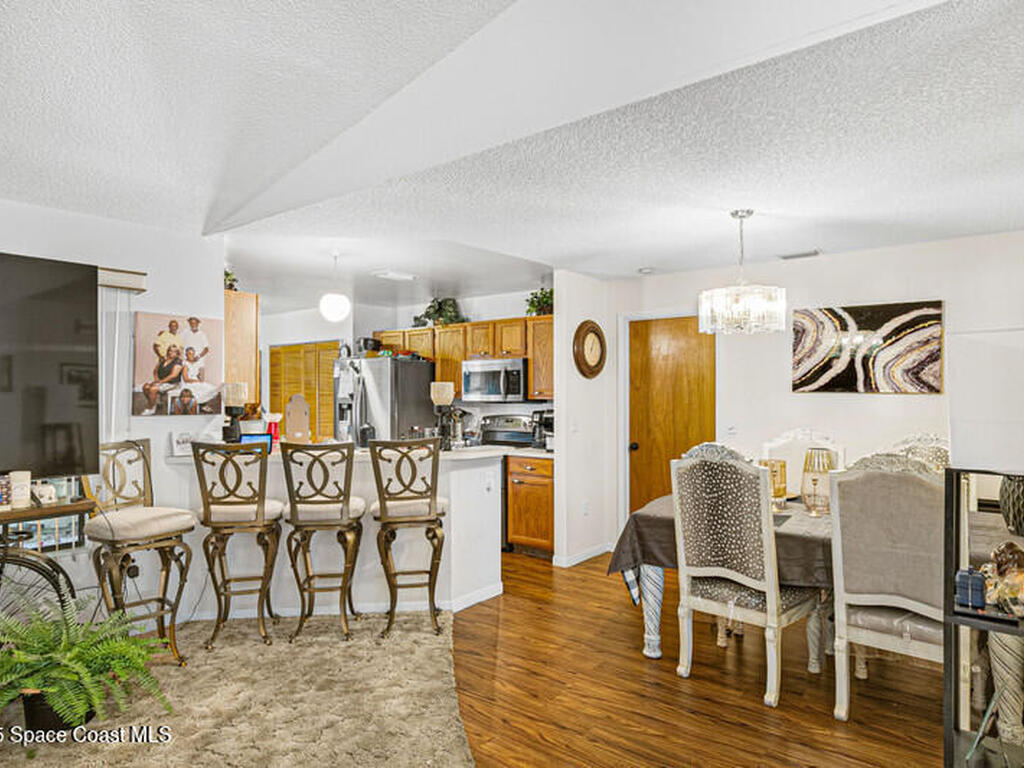 618 Americana Boulevard, Palm Bay, FL 32907