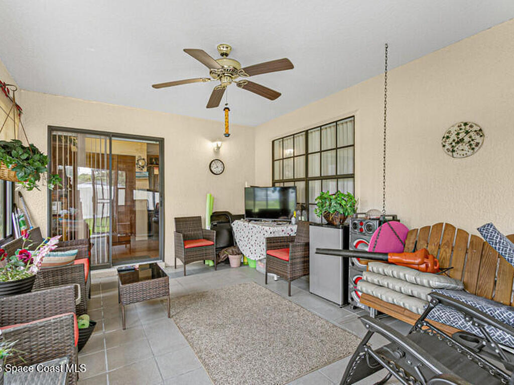 618 Americana Boulevard, Palm Bay, FL 32907