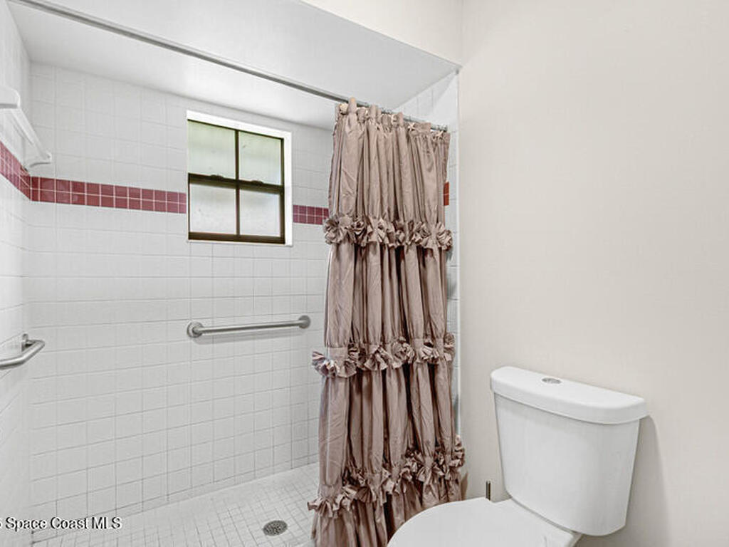 618 Americana Boulevard, Palm Bay, FL 32907