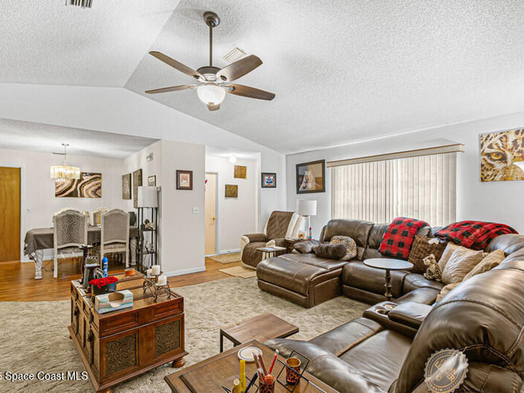 618 Americana Boulevard, Palm Bay, FL 32907