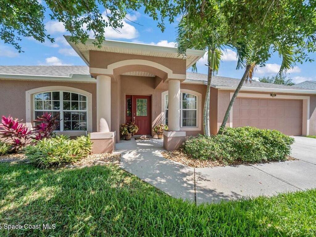 2063 Woodfield Circle, Melbourne, FL 32904