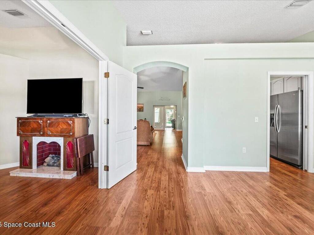 2063 Woodfield Circle, Melbourne, FL 32904