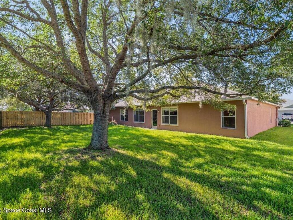 2063 Woodfield Circle, Melbourne, FL 32904