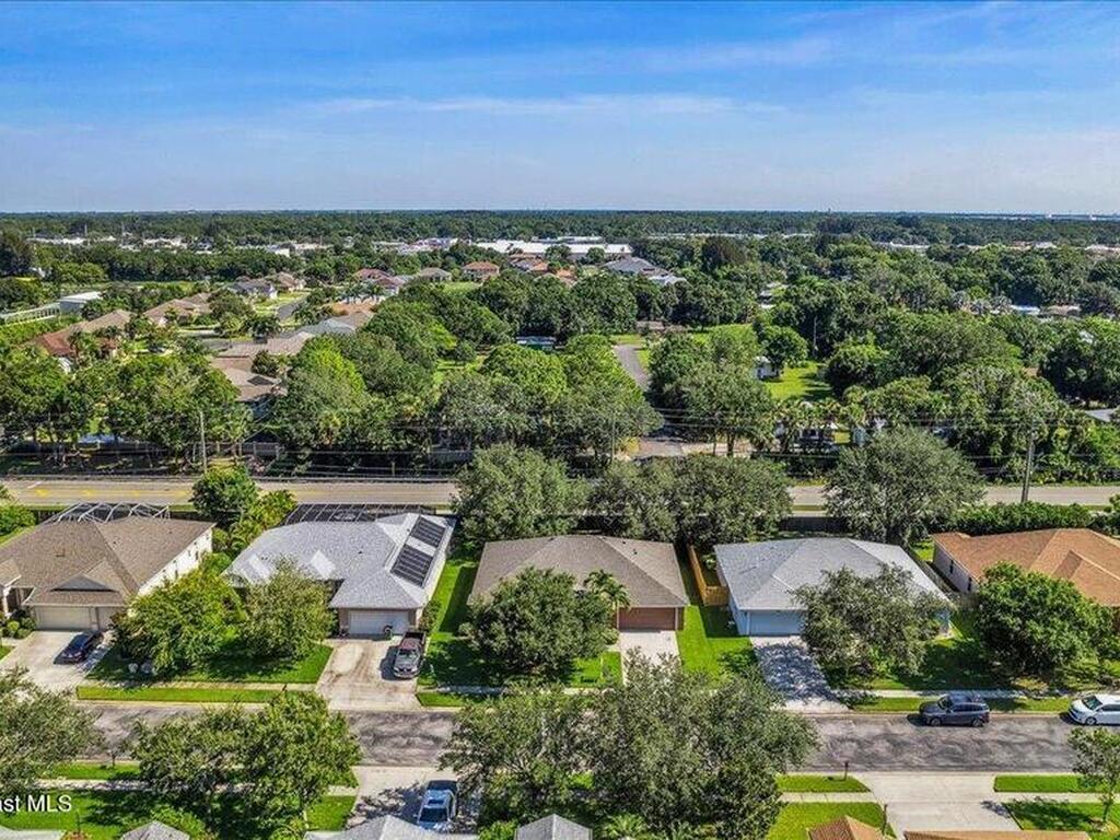 2063 Woodfield Circle, Melbourne, FL 32904