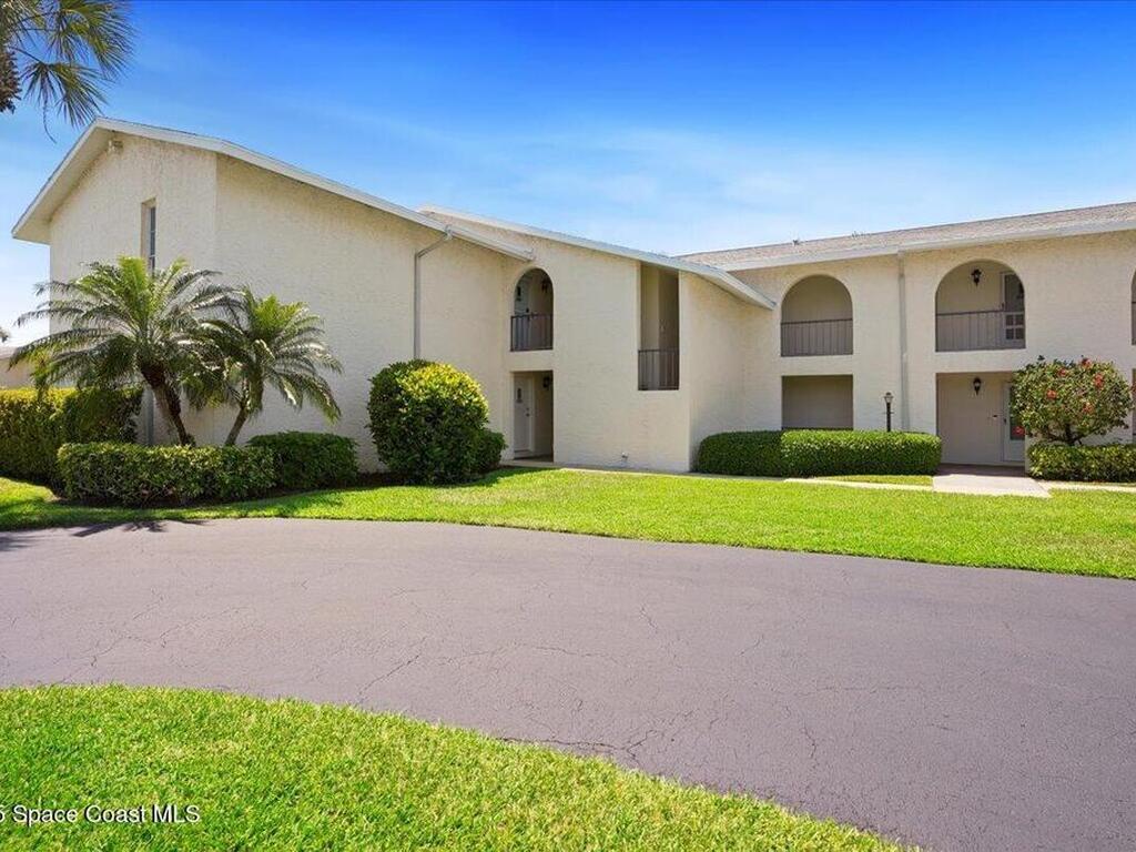 1845 Robalo Drive, Vero Beach, FL 32960