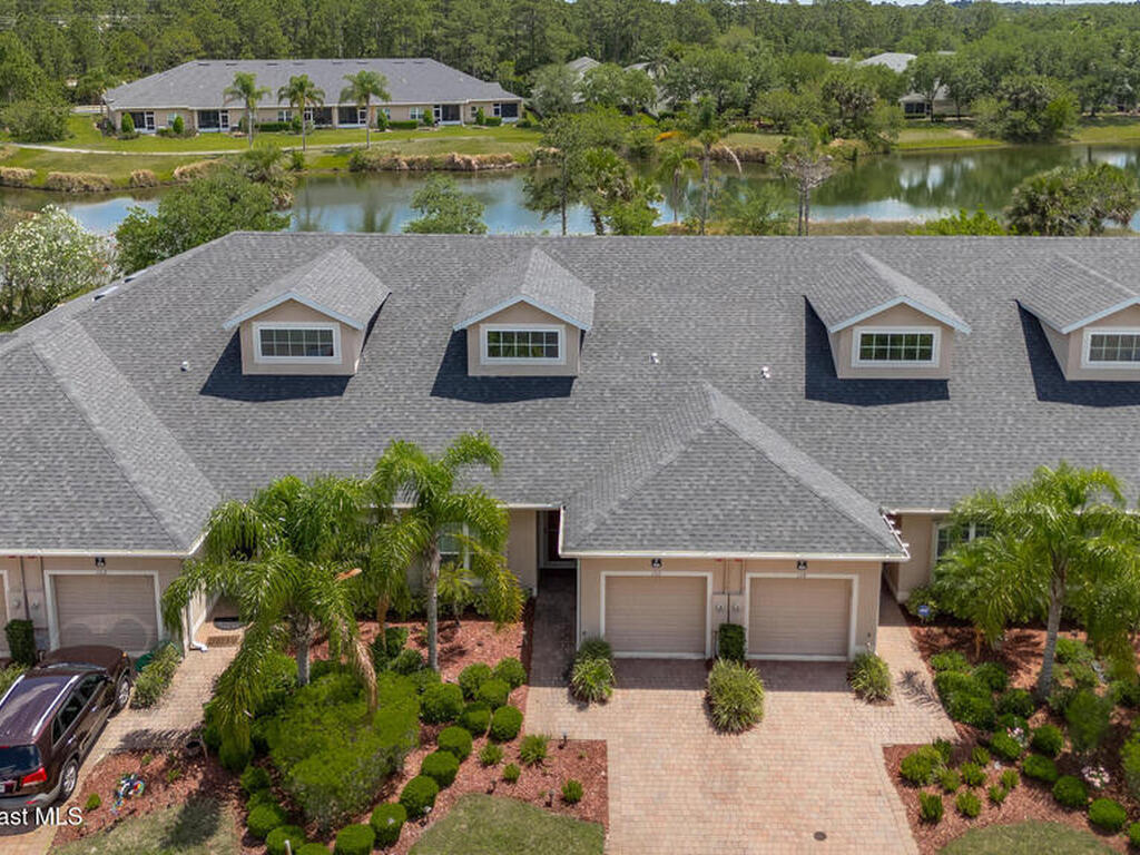 560 Remington Green Drive, Palm Bay, FL 32909