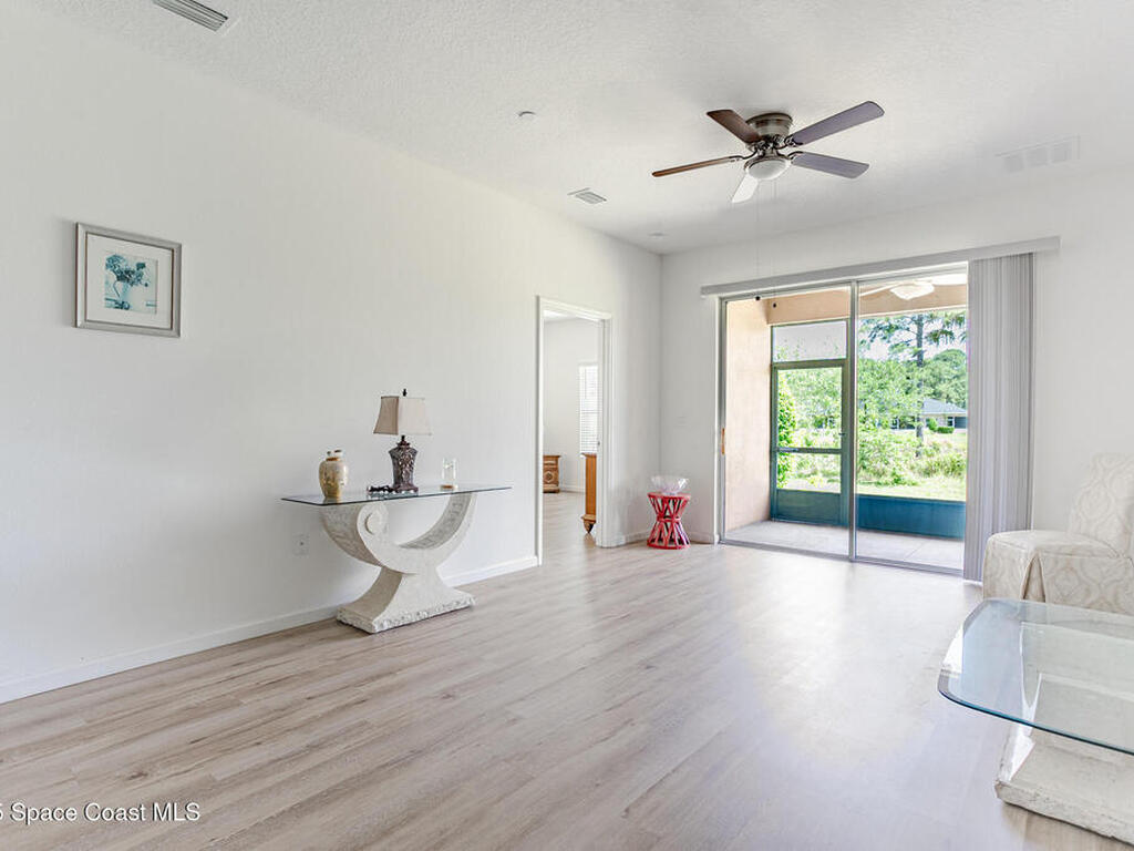 560 Remington Green Drive, Palm Bay, FL 32909