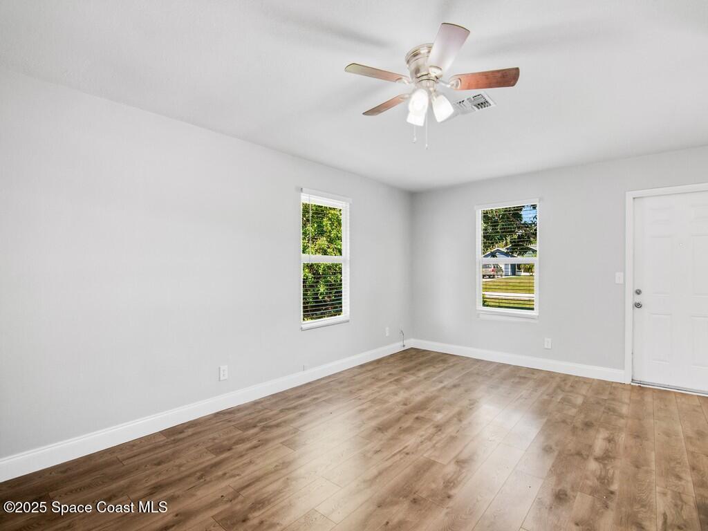 1325 17th Court, Vero Beach, FL 32962