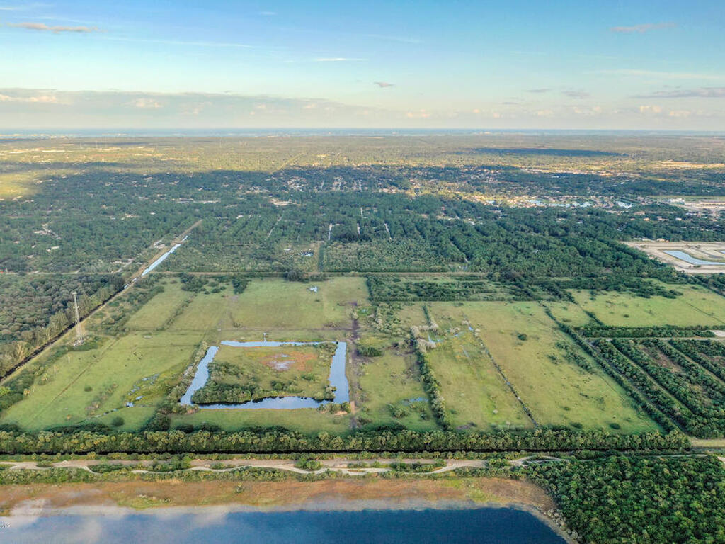 1190 Garvey Road, Palm Bay, FL 32908