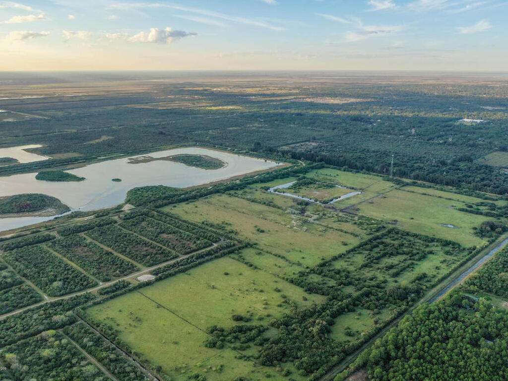 1190 Garvey Road, Palm Bay, FL 32908