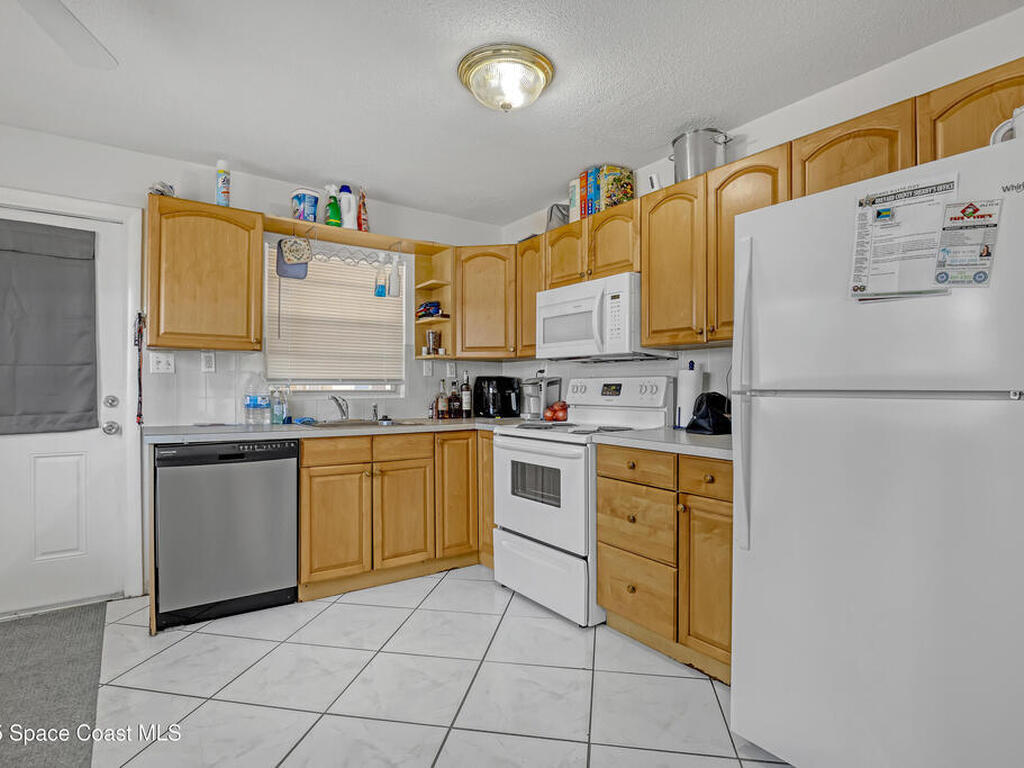 221 Madison Avenue, Cape Canaveral, FL 32920