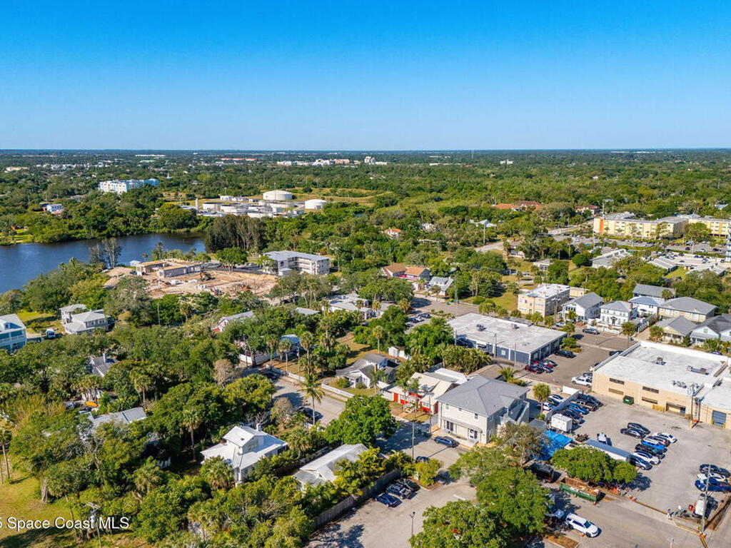 2106 Vernon Place, Melbourne, FL 32901