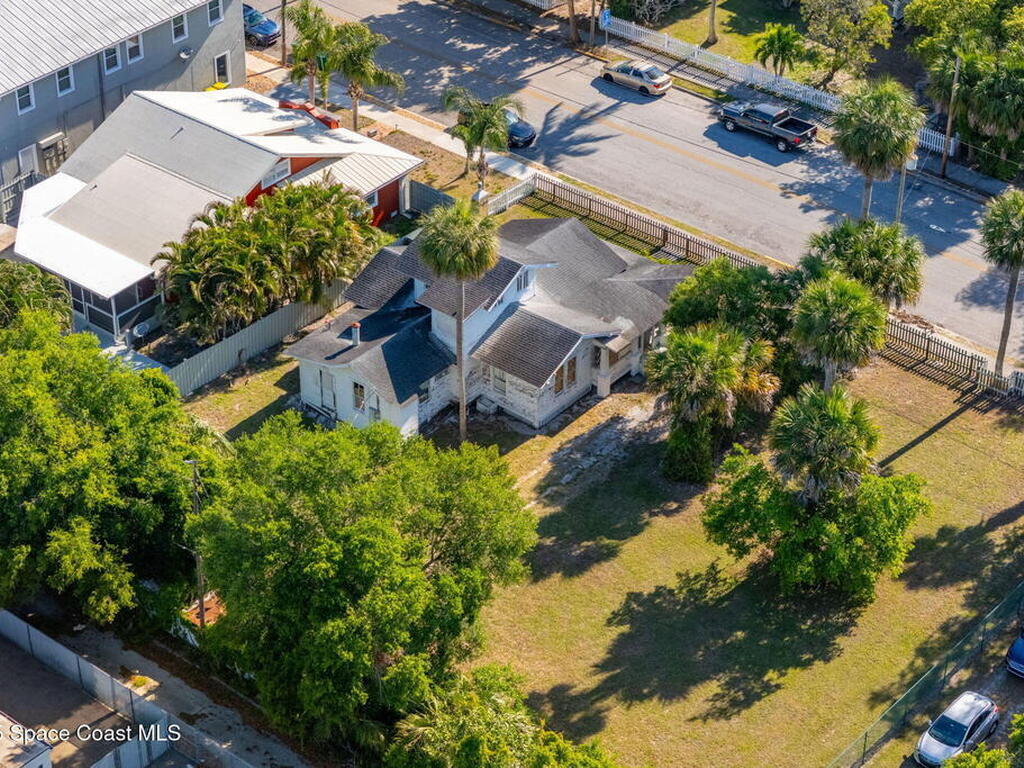 2106 Vernon Place, Melbourne, FL 32901