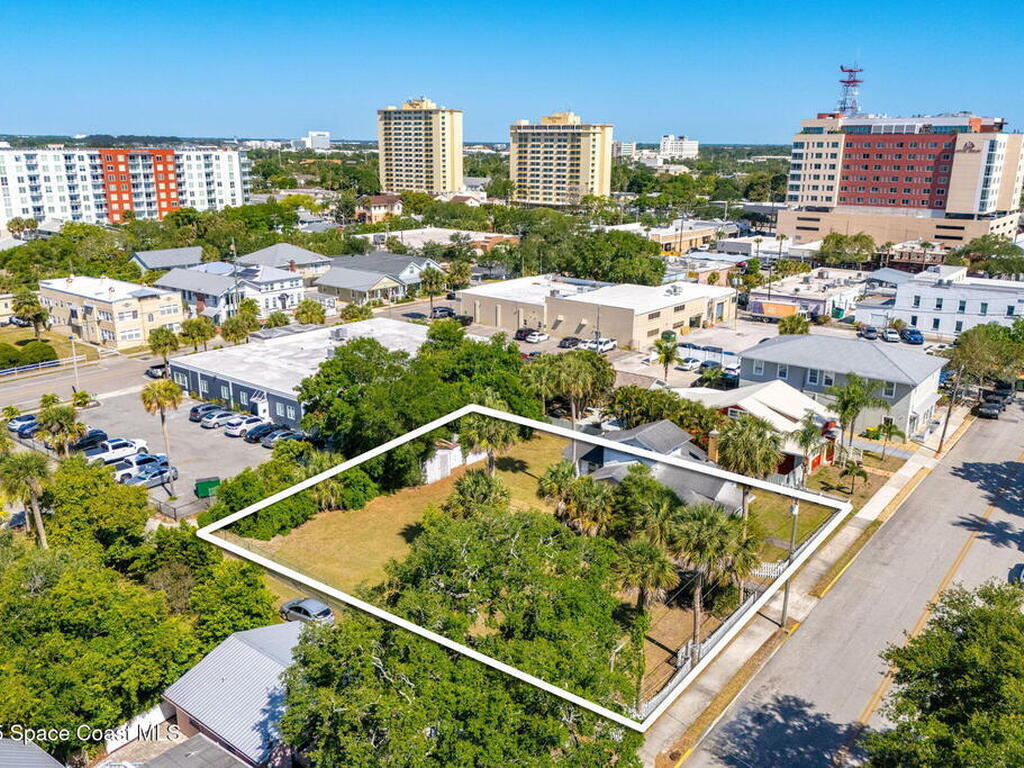 2106 Vernon Place, Melbourne, FL 32901