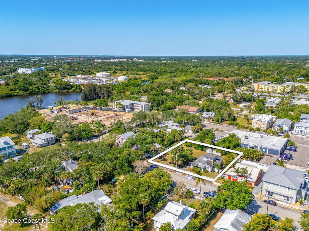 2106 Vernon Place, Melbourne, FL 32901