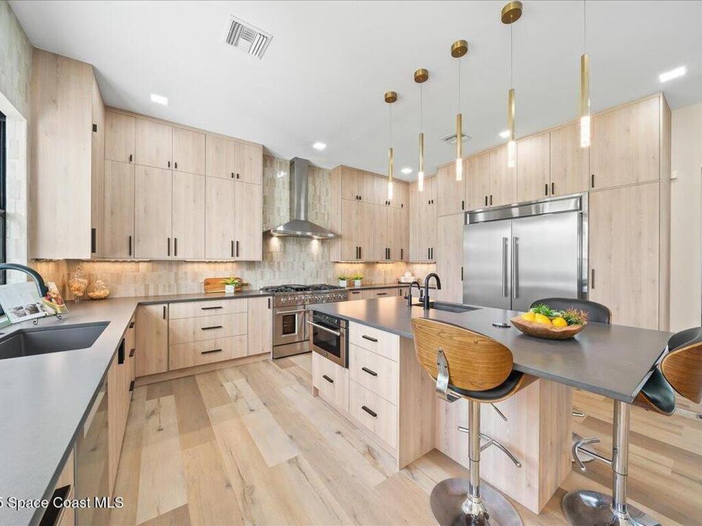 5306 Riveredge Drive, Titusville, FL 32780