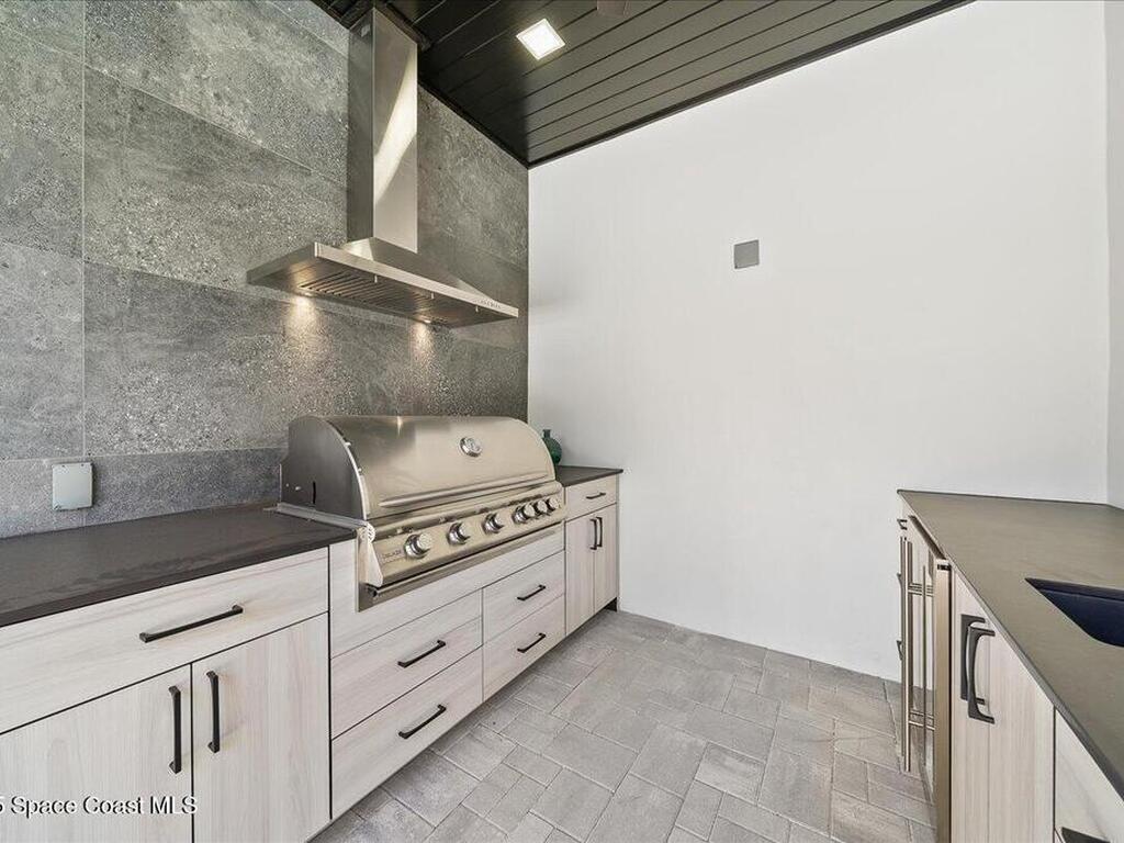 5306 Riveredge Drive, Titusville, FL 32780