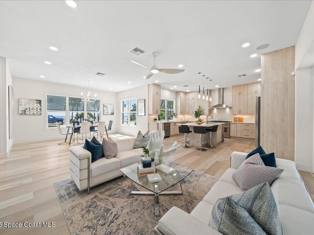 5302 Riveredge Drive, Titusville, FL 32780