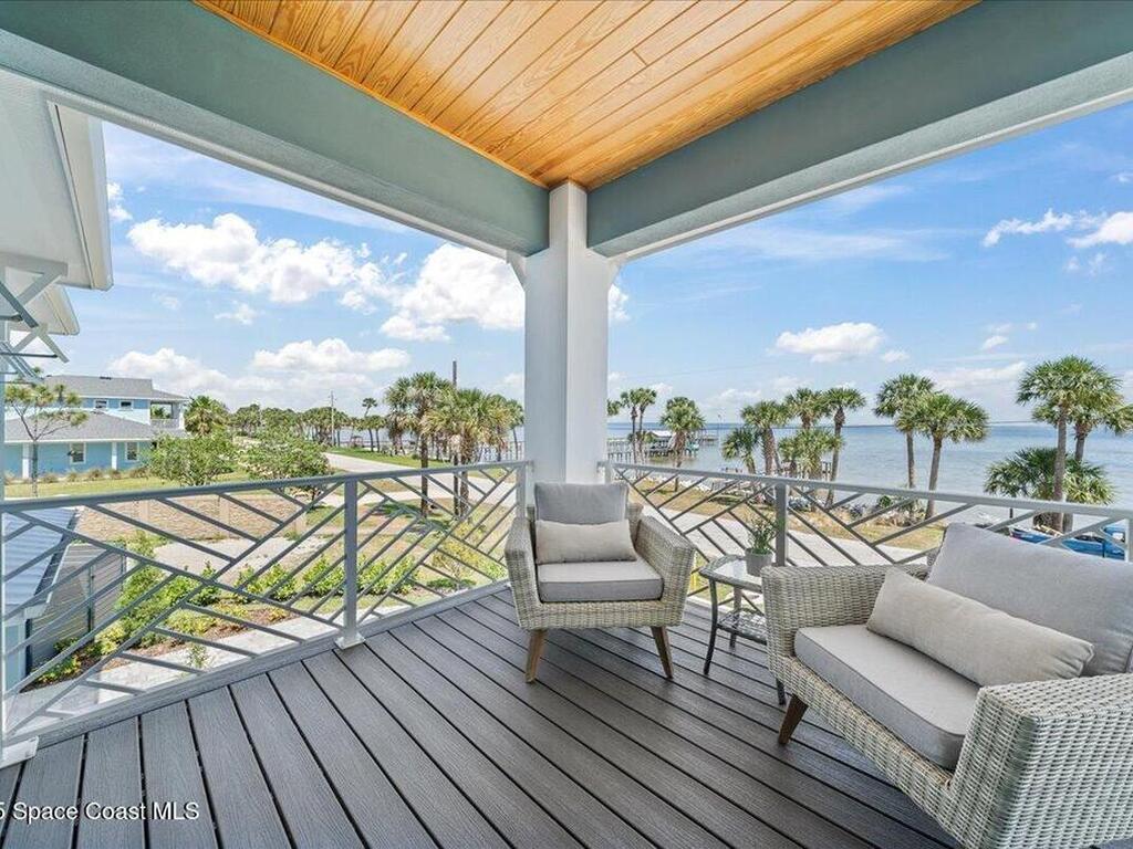 5302 Riveredge Drive, Titusville, FL 32780