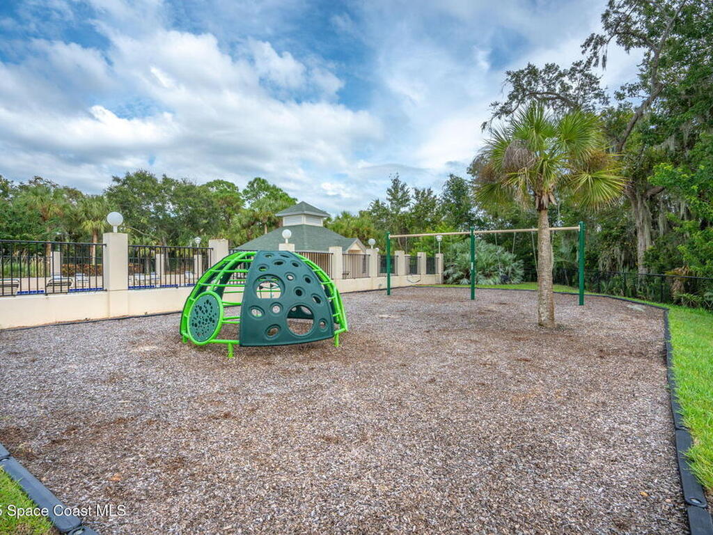 250 Baytree Drive, Suntree, FL 32940