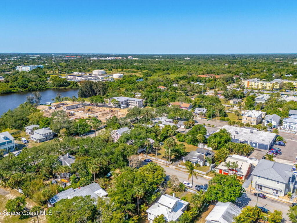 2106 Vernon Place, Melbourne, FL 32901