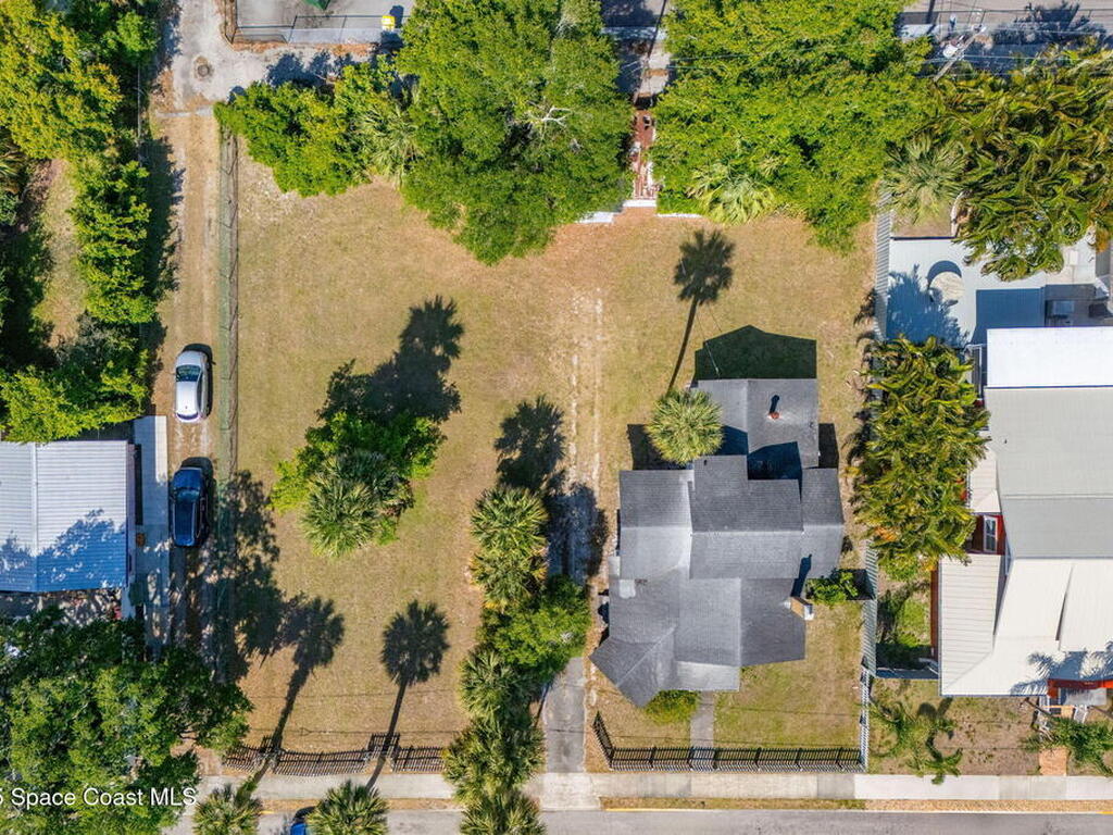 2106 Vernon Place, Melbourne, FL 32901