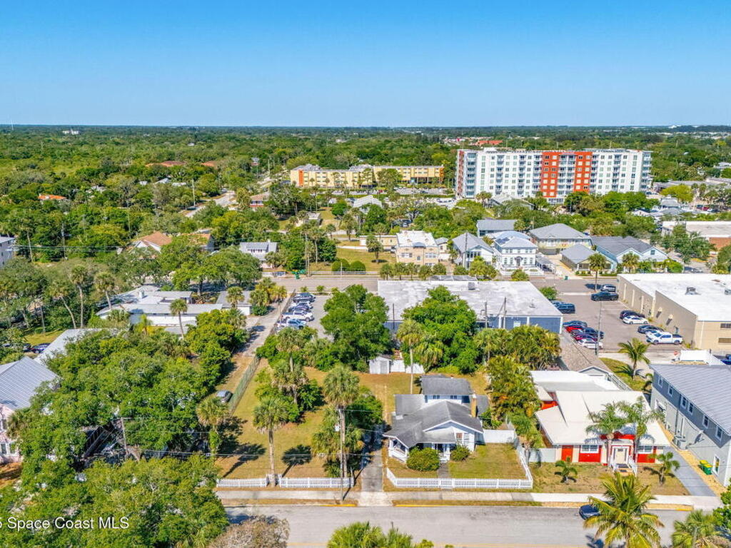 2106 Vernon Place, Melbourne, FL 32901