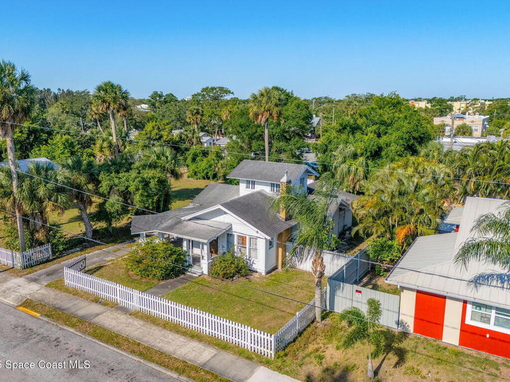 2106 Vernon Place, Melbourne, FL 32901