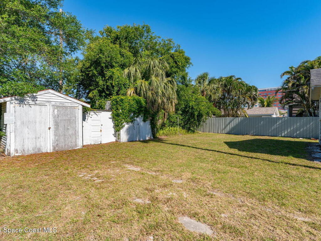 2106 Vernon Place, Melbourne, FL 32901