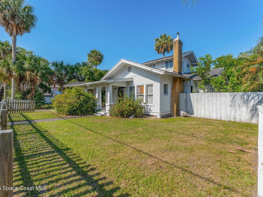 2106 Vernon Place, Melbourne, FL 32901