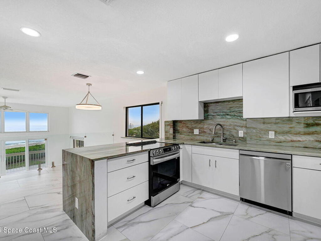 2711 S Highway A1a, Melbourne Beach, FL 32951