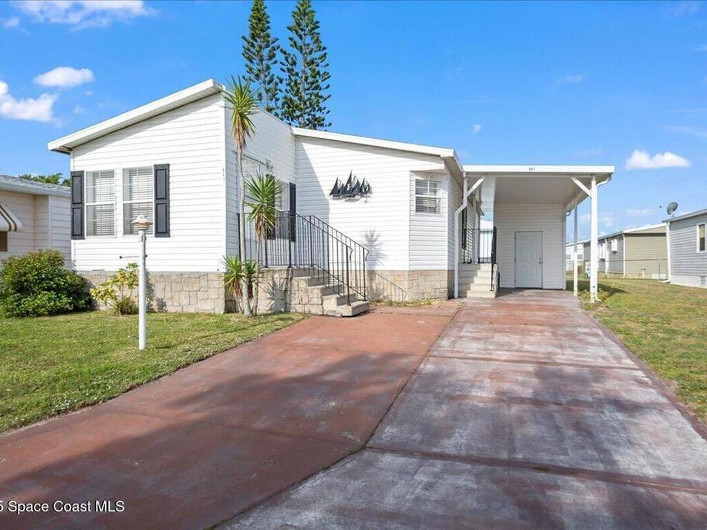 641 Hyacinth Circle, Barefoot Bay, FL 32976