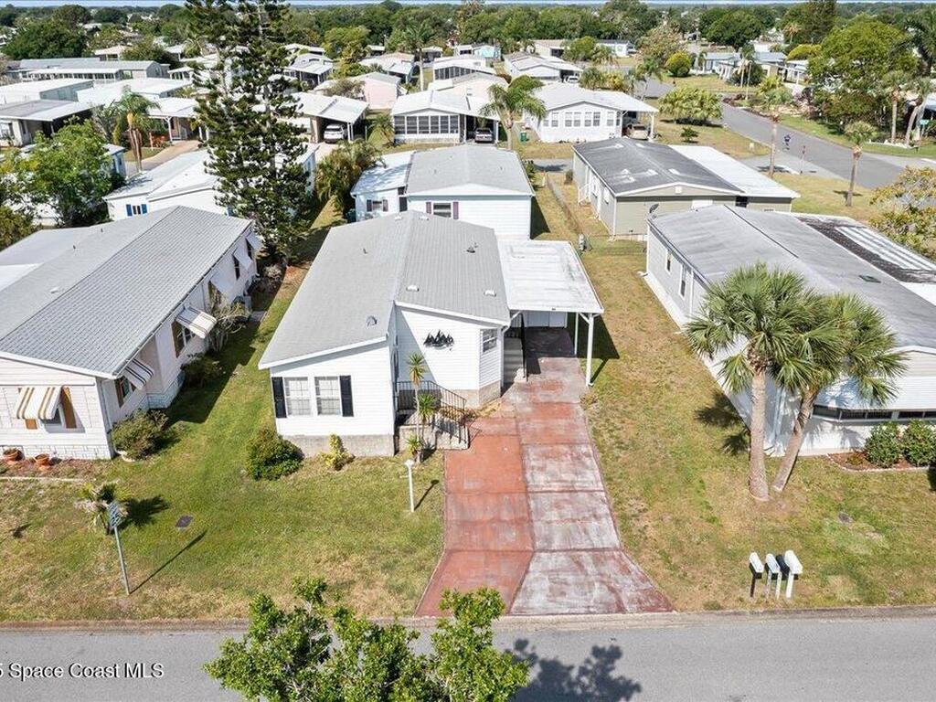 641 Hyacinth Circle, Barefoot Bay, FL 32976