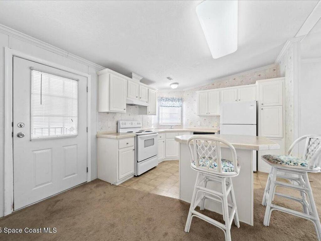 641 Hyacinth Circle, Barefoot Bay, FL 32976