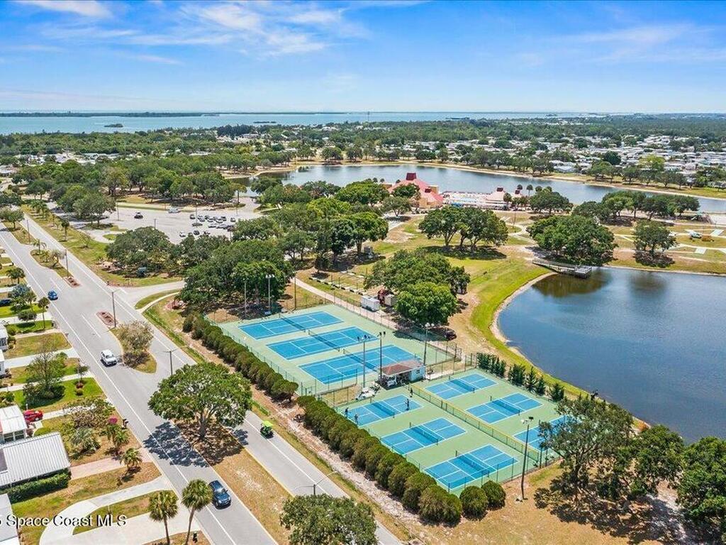 641 Hyacinth Circle, Barefoot Bay, FL 32976