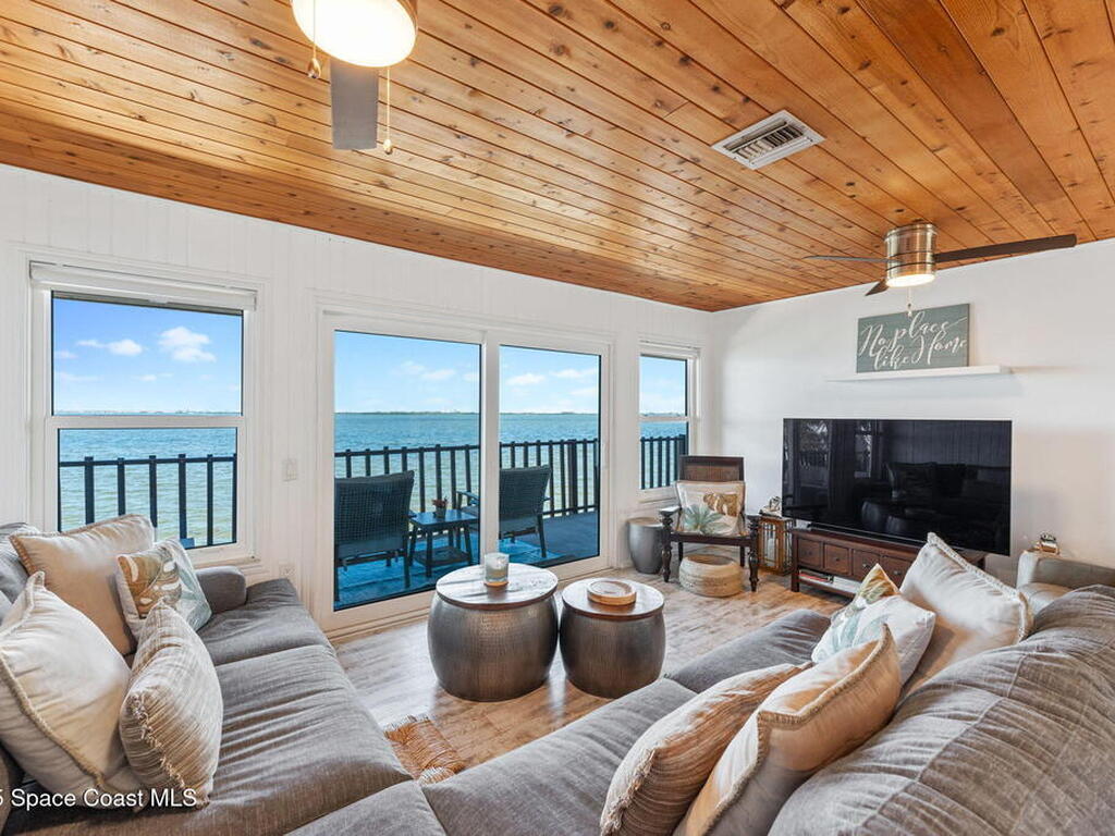 860 S Banana River Drive, Merritt Island, FL 32952