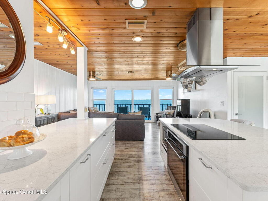 860 S Banana River Drive, Merritt Island, FL 32952