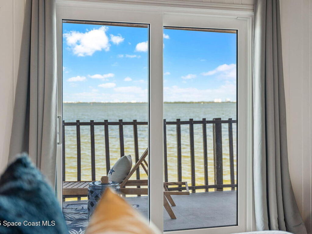 860 S Banana River Drive, Merritt Island, FL 32952